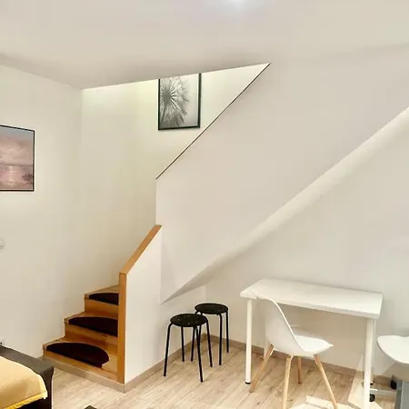 Lägenhet R8 2br Free Parking Budapest